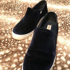 LAST CHANCE! Blue Velvet Steve Madden Sneakers